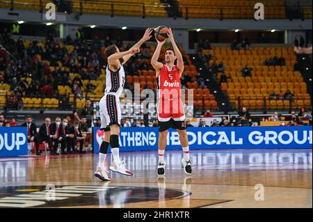 ATHÈNES, GRÈCE - FÉVRIER 24: GIANNOUlis LRENTZAKIS, #5 de l'Olympiacos Pirée pendant la saison régulière EuroLeague Turkish Airlines Round 27 match entre Olympiacos Pirée et AX Armani Exchange Milan au stade de la paix et de l'amitié le 24 février 2022 à Athènes, Grèce. Crédit: Stefanos Kyriazis/Alay Live News Banque D'Images