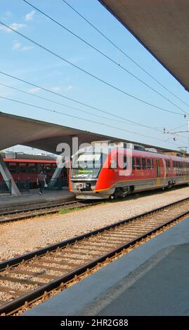 Train à la gare de Ljubljana, Slovénie Banque D'Images