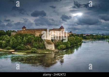 Forteresse d'Ivangorod en Russie, à la frontière estonienne Banque D'Images