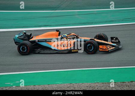 25th février 2022, circuit de Catalunya, Barcelone, essais de Formule 1 2022 à Barcelone, sur la photo Lando Norris (GBR), McLaren F1 Team Banque D'Images