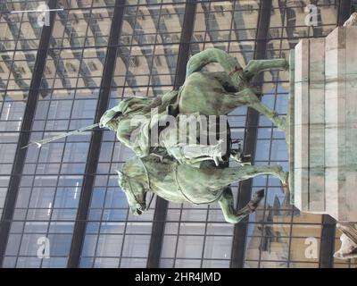 Un gaucho à cheval dans la ville. Monument au gaucho Banque D'Images