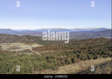 Vue imprenable sur les Pyrénées depuis Monrepos Mountain.Snow dans les Pyrénées montagnes en hiver Banque D'Images