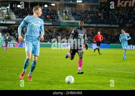 Randers, Danemark. 24th, février 2022. Simon Piesinger (8) de Randers FC vu lors du match de l'UEFA Europa Conference League entre Randers FC et Leicester City au Cepeus Park à Randers. (Crédit photo: Gonzales photo - Balazs Popal). Banque D'Images