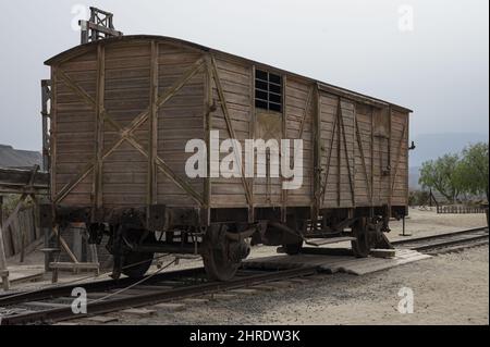 Belle photo d'un vieux wagon en bois dans une gare de l'ouest sauvage Banque D'Images