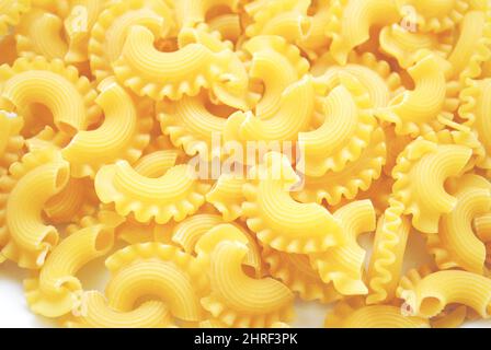 Creste Di Gallo Italian Pasta Background, non cuit et sec Banque D'Images