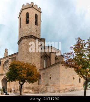 Église chrétienne de Valderrobres Santa María la Mayor, monument gothique près du château de Valderrobles, Teruel, Aragon, Espagne. Banque D'Images