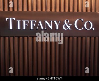 Zurich, Suisse - 30 décembre 2021 : Tiffany and Co. Est un détaillant américain de bijoux de luxe et de spécialités Banque D'Images