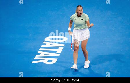 Anet Kontaveit d'Estonie en action contre Jelena Ostapenko de Lettonie lors de la demi-finale de l'Open de Qatar TotalEnergies, tournoi de tennis WTA 1000 du 25 février 2022 2022 au complexe de tennis et de squash de Khalifa à Doha, Qatar - photo: Rob Prange/DPPI/LiveMedia Banque D'Images