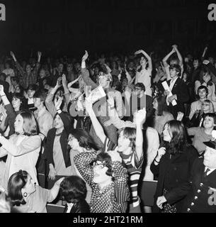 Les Rolling Stones ont donné un coup d'envoi à leur tournée au Royaume-Uni avec un concert au Royal Albert Hall.23rd septembre 1966 Banque D'Images