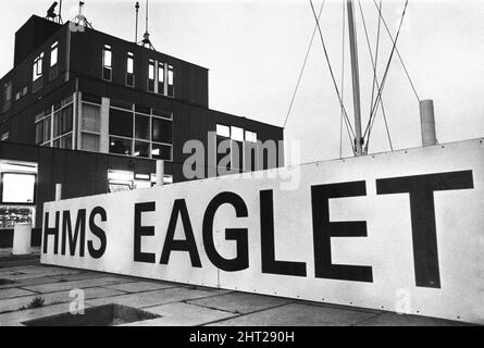 HMS Eaglet, le centre d'entraînement de la Réserve navale royale associée à Liverpool. Vers 1966. Banque D'Images