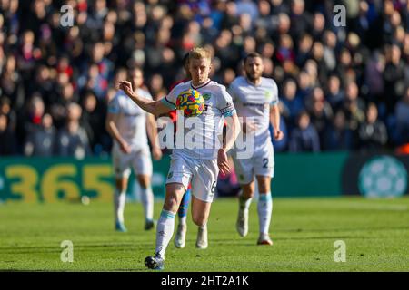 26th février 2022 ; Selhurst Park, Crystal Palace, Londres, Angleterre ; Premier League football, Crystal Palace versus Burnley: Ben Mee de Burnley Banque D'Images