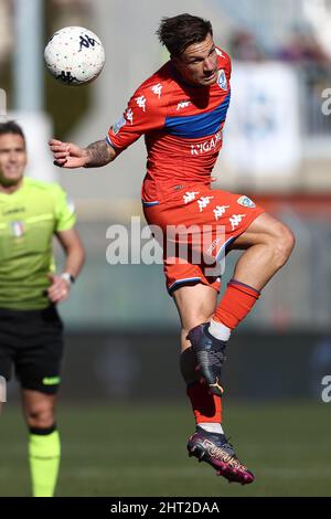 Côme, Italie. 26th févr. 2022. Federico Proia (Brescia Calcio) tête pendant Como 1907 vs Brescia Calcio, football italien série B match à Côme, Italie, février 26 2022 crédit: Agence de photo indépendante/Alamy Live News Banque D'Images