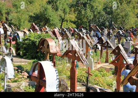 Septembre 8 2021 - Ieud, Roumanie : ancien cimetière du village d'Ieud dans le comté de Maramures Banque D'Images