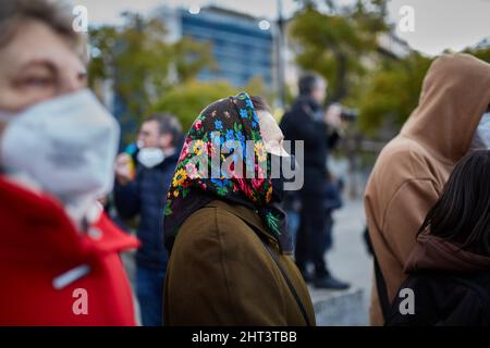 Palerme, Sicile, Italie. 26th févr. 2022. La communauté ukrainienne a manifesté à Palerme, contre la guerre en Ukraine. Démonstrateur à Piazza Politeama. (Credit image: © Victroria Herranz/ZUMA Press Wire) Banque D'Images