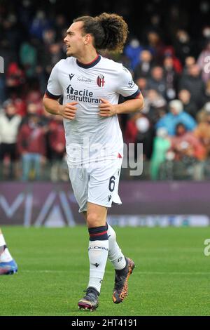 Salerno, Italie. 26th févr. 2022. Arthur Theate joueur de Bologne, pendant le match du championnat italien serieA entre Salernitana vs Bologne, résultat final Salernitana 1, Bologna 1. Match joué au stade Arechi. Salerno, Italie, 26 février 2022. Crédit: Vincenzo Izzo/Alamy Live News Banque D'Images