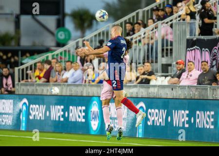 Fort Lauderdale, Floride, États-Unis. 26th février 2022. 2 Boris Sekulic DF Chicago Fire FC pendant un match de soccer entre Inter Miami CF et Chicago Fire FC, MLS 2022 saison au DRV Pink Stadium. Credit: Yaroslav Sabitov/YES Market Media/Alay Live News Banque D'Images