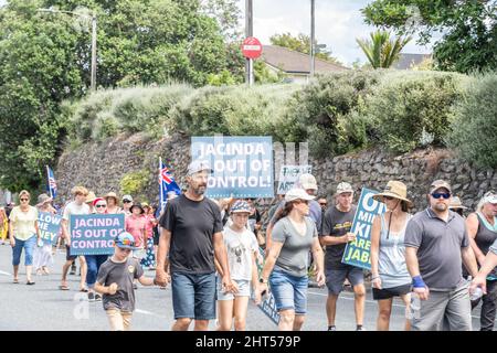 Tauranga Nouvelle-Zélande - février 26 2022; les populations locales participant à la lutte contre la pandémie de covid protègent mars. Banque D'Images