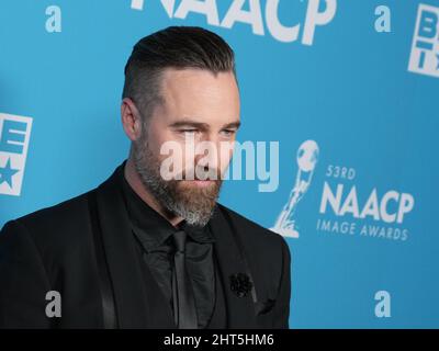 Los Angeles, États-Unis. 26th févr. 2022. Dustin Harnish arrive à la NAFPA image Awards Viewing Party 53rd qui s'est tenue au Hollywood Roosevelt à Los Angeles, CA, le samedi 26 février 2022. (Photo par Sthanlee B. Mirador/Sipa USA) crédit: SIPA USA/Alay Live News Banque D'Images