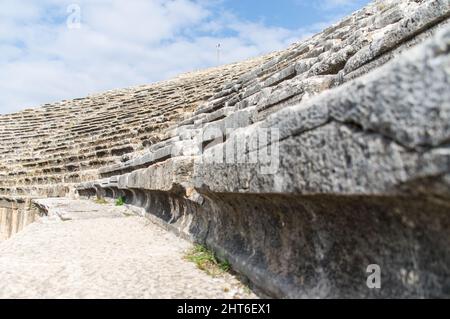 Amphithéâtre Hiérapolis dans la ville gréco-romaine ancienne de Pamukkale Banque D'Images