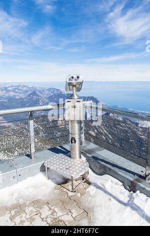 Téléphérique Olympos Teleferik jusqu'au point d'arrivée de Tahtali 2365m Banque D'Images