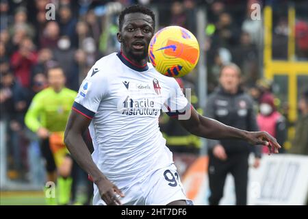 Salerno, Italie. 26th févr. 2022. Musa Barrow (Bologna FC) pendant la série Un match entre les États-Unis. Salernitana 1919 et le FC de Bologne et au Stadio Arechi. Note finale: 1-1 (photo par Agostino Gemito/Pacific Press/Sipa USA) crédit: SIPA USA/Alay Live News Banque D'Images