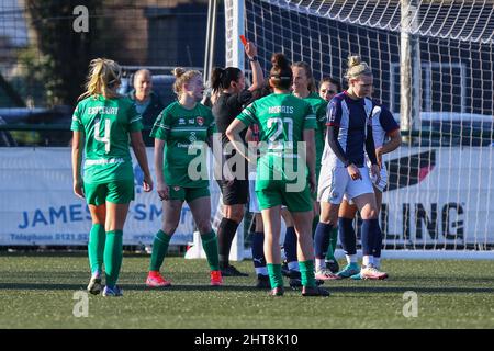 Sutton Coldfield, Royaume-Uni. 27th févr. 2022. Sutton Coldfield, Angleterre, 27th NAT Haigh (2 Coventry United) est envoyé dans le match de la coupe FA entre West Bromwich Albion et Coventry United au sol central. Gareth Evans/SPP crédit: SPP Sport presse photo. /Alamy Live News Banque D'Images