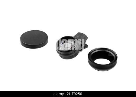 Objectif externe supplémentaire pour smartphone. Petit objectif pour téléphone portable. Photographie mobile. Isoler sur un fond blanc. Banque D'Images