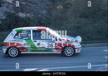 Renault Clio 16v dans le Rallye de colline à Sant Feliu Codines Banque D'Images