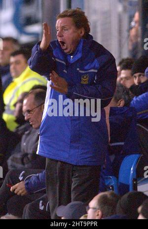 PORTSMOUTH V FULHAM HARRY REDKNAPP PIC MIKE WALKER 2005 Banque D'Images