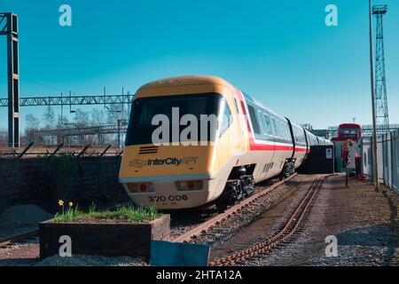 British Rail InterCity APT classe 370 003 au Crewe Heritage Centre Banque D'Images