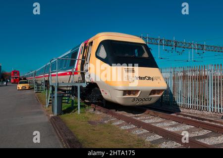 British Rail InterCity APT classe 370 003 au Crewe Heritage Centre Banque D'Images