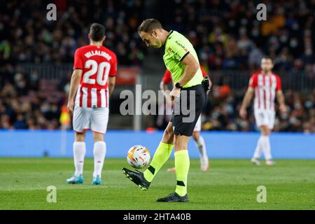 Barcelone, Espagne. . 27th févr. 2022. Cuadra Fernandez pendant le match de la Liga entre le FC Barcelone et le Club Athlétique Bilbao au Camp Nou à Barcelone, Espagne. Crédit : DAX Images/Alamy Live News Banque D'Images