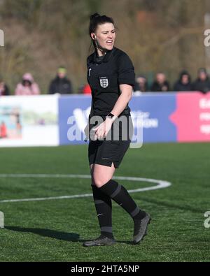 DURHAM, ROYAUME-UNI. FÉV 27th Referee Lucy May lors du match de la FA Cup entre le Durham Women FC et Birmingham City au château de Maiden, Durham City, le dimanche 27th février 2022. (Credit: Mark Fletcher | MI News) Credit: MI News & Sport /Alay Live News Banque D'Images