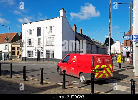 Royal Mail van à Thorne dans le sud de Yorkshirte, Angleterre Royaume-Uni Banque D'Images
