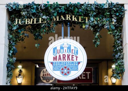 Une entrée dans le marché Jubilee à Covent Garden, Londres, Royaume-Uni Banque D'Images