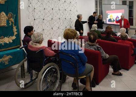 Rome, Italie 27/11/2008: Activités pour les personnes âgées, Centre Pitigliani. ©Andrea Sabbadini Banque D'Images