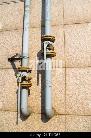 Tuyau de gaz GPL Civillian avec distributeur central. Banque D'Images