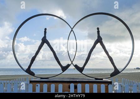 Printemps des sculptures, Thiers Pier. Artiste: Nathalie Decoster. Arcachon, Gironde, France Banque D'Images