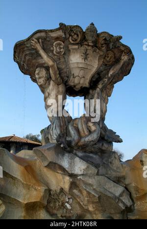 Fontana dei Tritoni, Piazza Bocca della Verità, Rome, Latium, Italie Banque D'Images