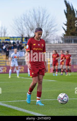 27 février 2022, Rome, Italie: Andressa Alves des femmes roms en action pendant le match de football femmes roms contre Inter Milano femmes (Credit image: © Roberto Bettacchi/Pacific Press via ZUMA Press Wire) Banque D'Images