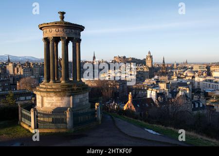 Vue panoramique sur Édimbourg depuis le monument Dugald Stewart sur Calton Hill, Édimbourg, Écosse Banque D'Images