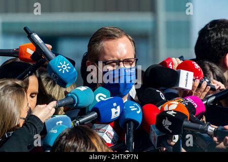 Javier Maroto, sénateur espagnol, lors d'une conférence de presse, en Espagne. Politicien espagnol du Parti populaire, PP. Photographie. Banque D'Images