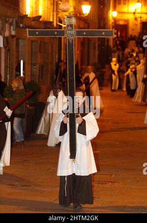 Procession de notre-Dame de la Piedad organisée par la fraternité de Nuestra Señora de la Soledad dans la ville de La Corogne le 27 mars 2018 Banque D'Images