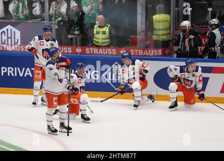 Angelholm, Suède 01 mars 2022. Les joueurs de Tappara après la défaite du match final de la Ligue des champions de hockey entre Rogle BK et Tappara Tampere à la Catena Arena à Angelholm, Suède le 01 mars 2022. Foto: Anders Bjuro / TT / Kod 11830 Banque D'Images