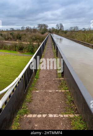 Aqueduc d'Edstone le jour du Nuageux Banque D'Images