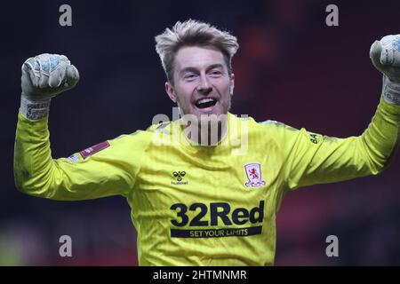 MIDDLESBROUGH, ROYAUME-UNI. 1st MARS Joe Lumley, de Middlesbrough, célèbre au coup de sifflet final du cinquième tour de la coupe FA entre Middlesbrough et Tottenham Hotspur au stade Riverside, à Middlesbrough, le mardi 1st mars 2022. (Credit: Mark Fletcher | MI News) Credit: MI News & Sport /Alay Live News Banque D'Images