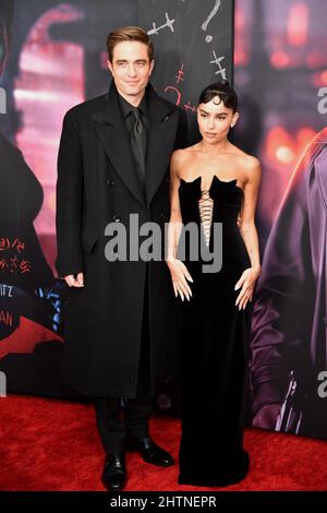 New York, NY, États-Unis. 1st mars 2022. Robert Pattinson, Zoe Kravitz aux arrivées de LA première BATMAN, Josie Robertson Plaza au Lincoln Center, New York, NY 1 mars 2022. Crédit : Kristin Callahan/Everett Collection/Alay Live News Banque D'Images