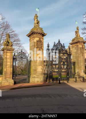 Side Gates to Holyrood Palace, Édimbourg, Écosse, Royaume-Uni Banque D'Images