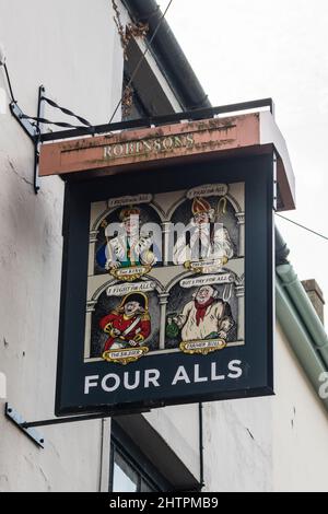 Panneau de pub four Alls, Caernarfon, Gwynedd, pays de Galles, Royaume-Uni Banque D'Images