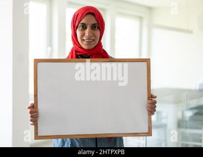 Femmes d'affaires concept portant hijab. Belles femmes dans hijab. Photo de haute qualité Banque D'Images